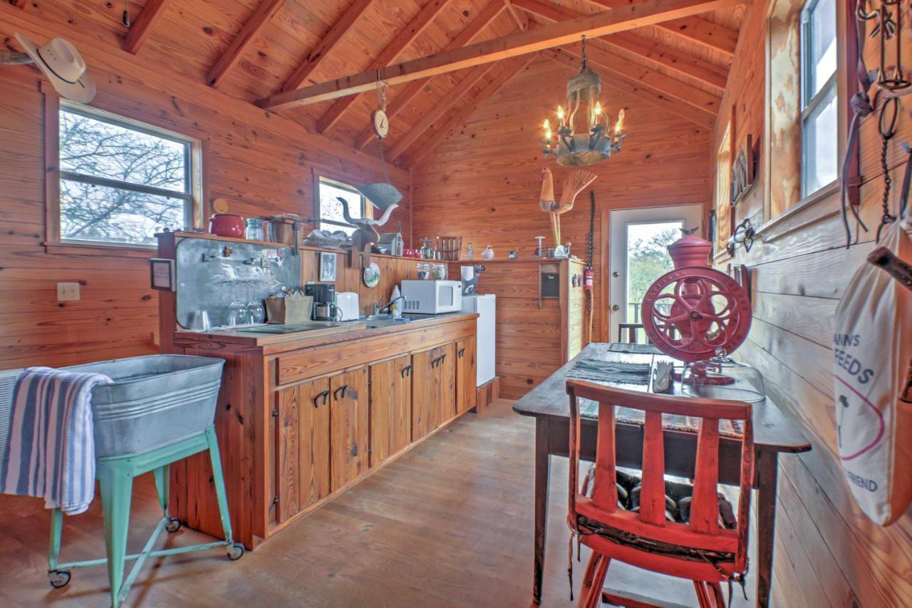 Ark Bunkhouse Fredericksburg Hideaway With Hot Tub Villa Luaran gambar