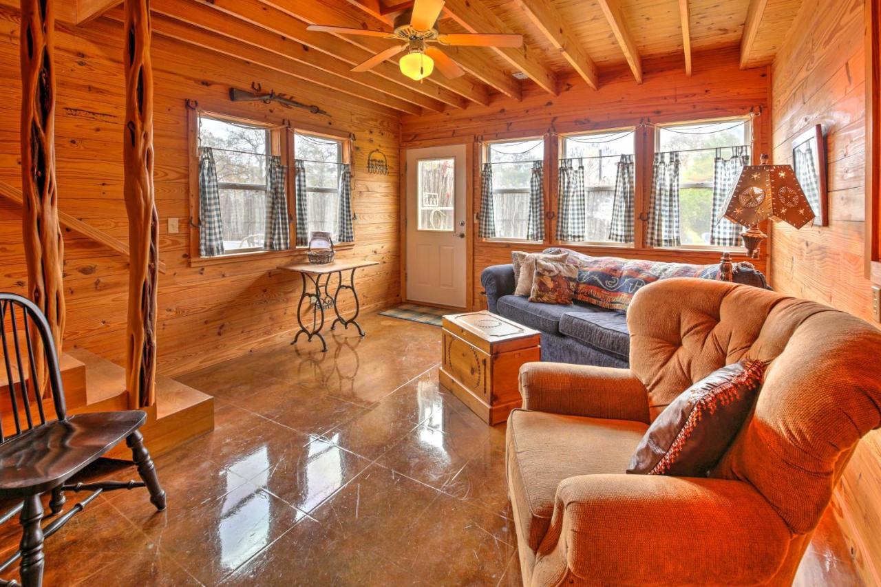 Ark Bunkhouse Fredericksburg Hideaway With Hot Tub Villa Luaran gambar