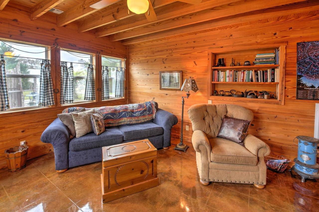 Ark Bunkhouse Fredericksburg Hideaway With Hot Tub Villa Luaran gambar