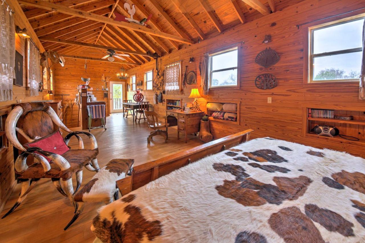 Ark Bunkhouse Fredericksburg Hideaway With Hot Tub Villa Luaran gambar