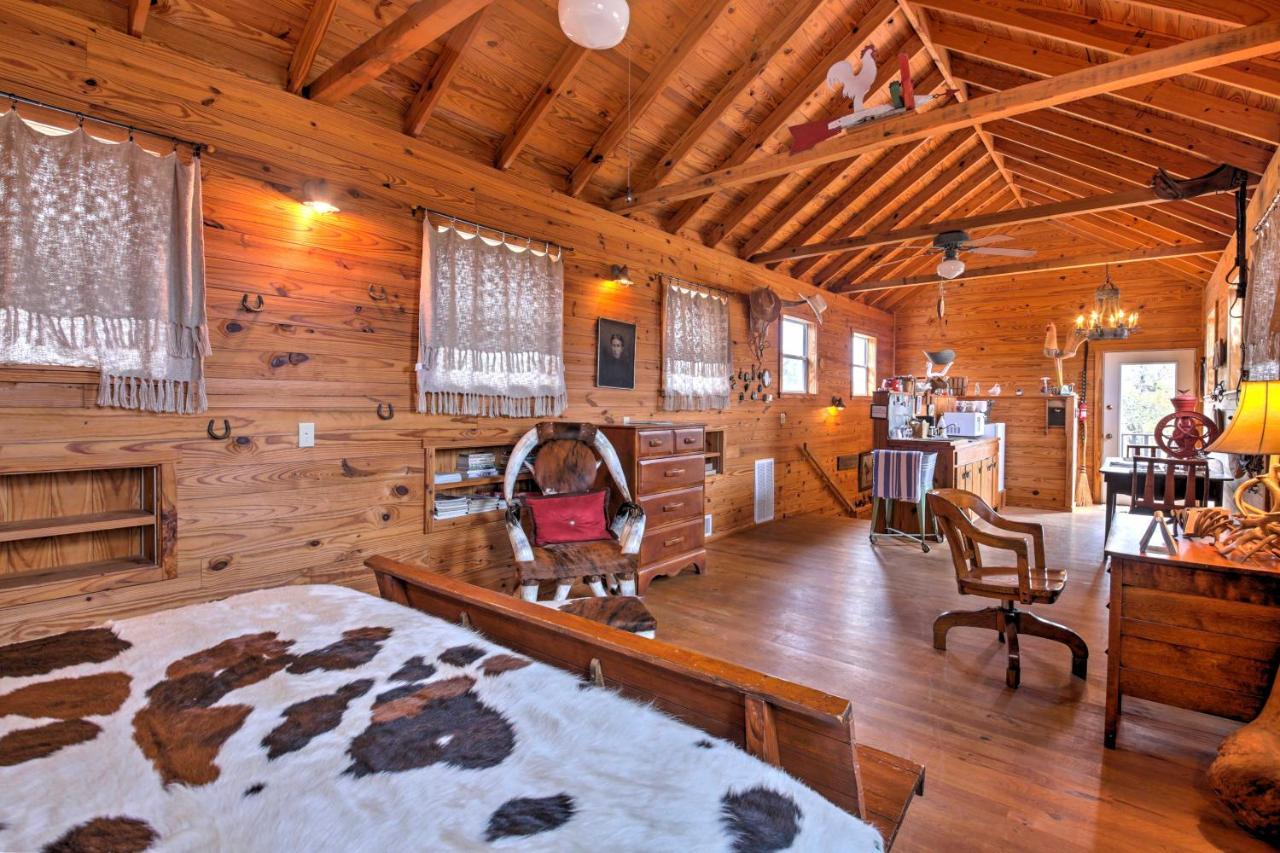 Ark Bunkhouse Fredericksburg Hideaway With Hot Tub Villa Luaran gambar
